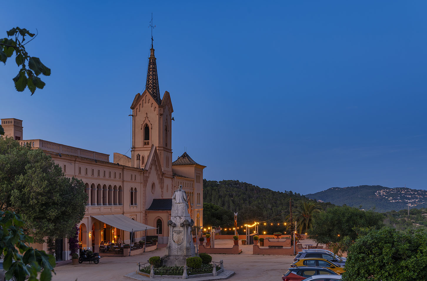 Fachada del hotel Sant Pere del Bosc